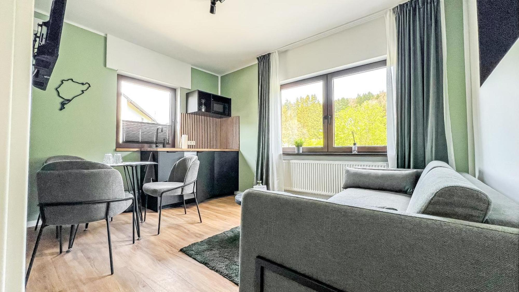 Hotel Zweite Heimat Nuerburg كيلبيرغ المظهر الخارجي الصورة